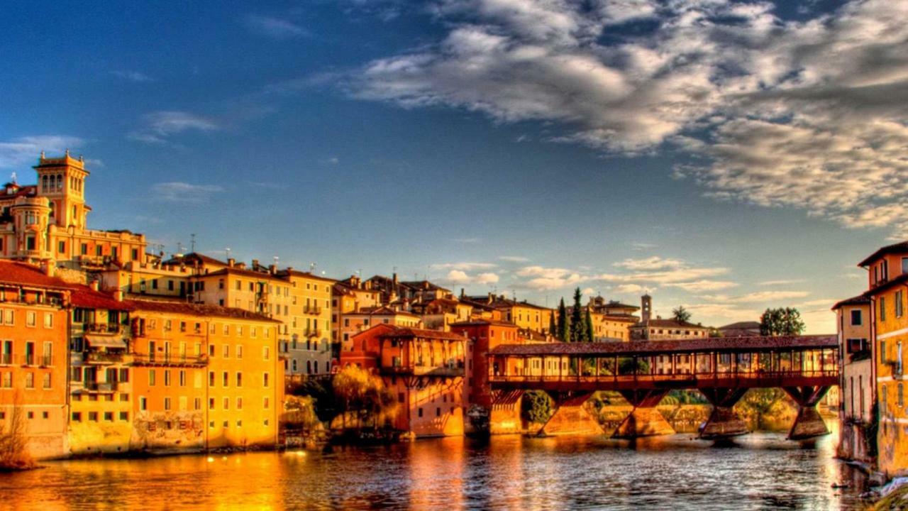 Bassano Up Apartment Mussolente Luaran gambar